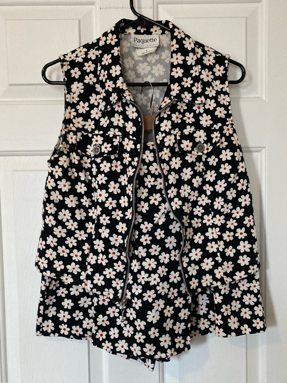 Vintage 90s Daisy Floral Vest and Skort Set